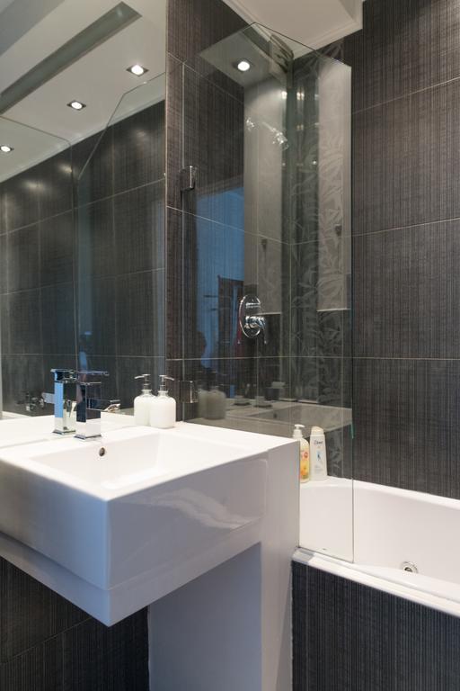 Apartament Marszalkowska By City Quality Варшава Екстериор снимка
